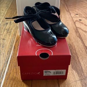 Capezio Kids Jr tap shoes